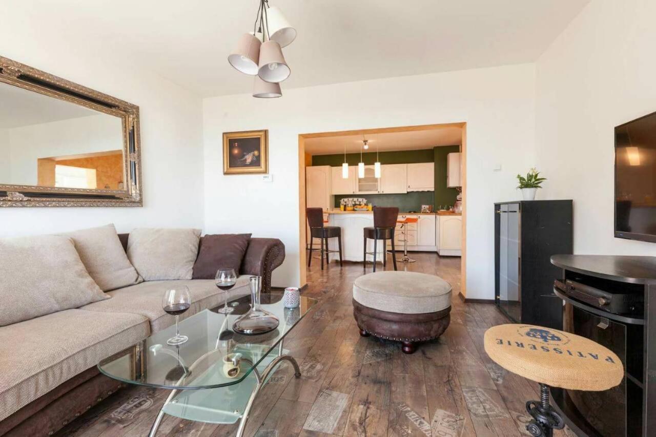 Becks Appartement Rijeka Buitenkant foto